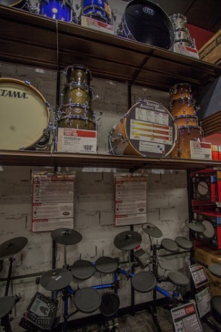 Guitar Center Photo