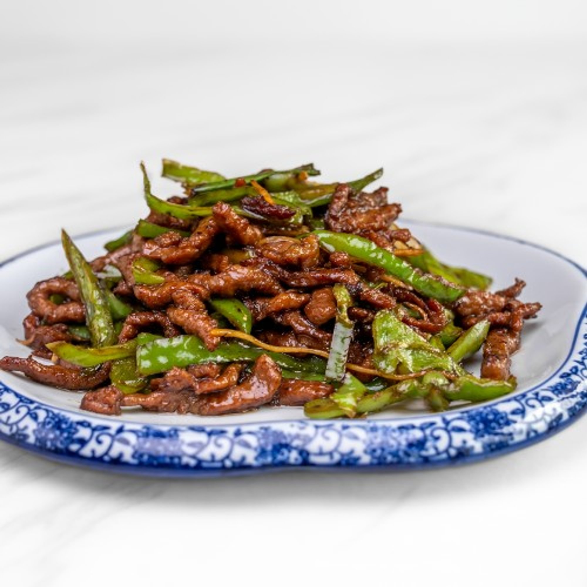 小椒牛肉丝 Stir Fry Beef with Chili