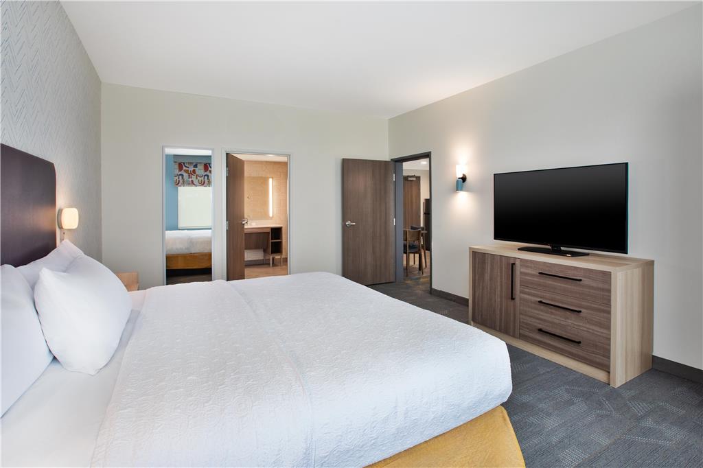 Home2 Suites by Hilton Traverse City Image