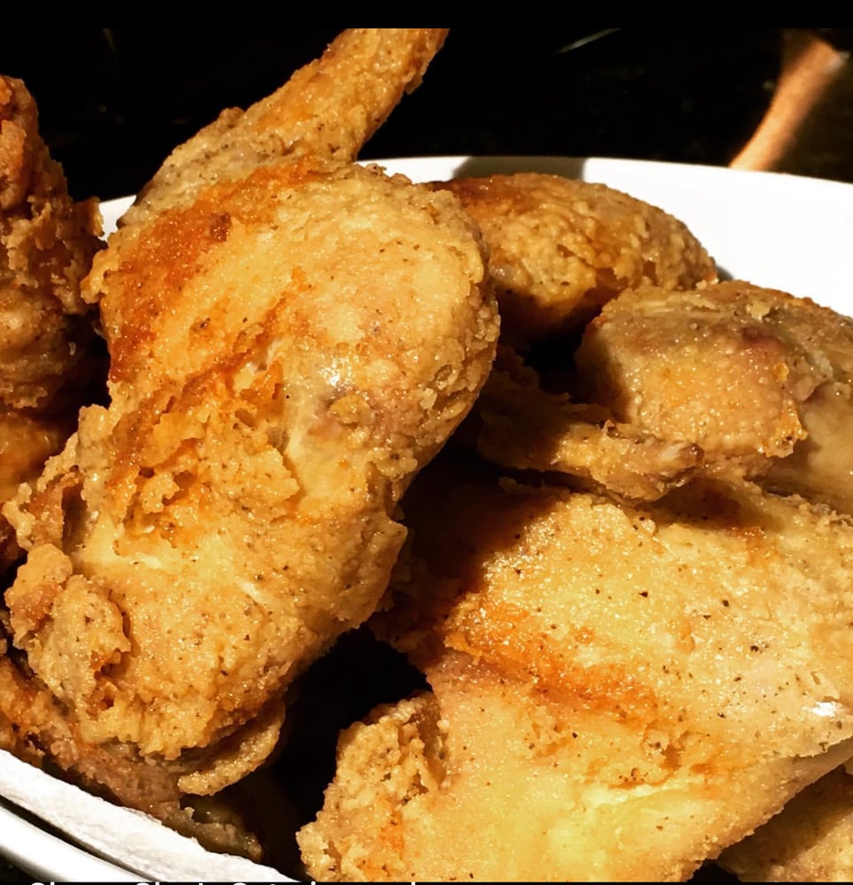 8pc Chicken with 2 Large Sides