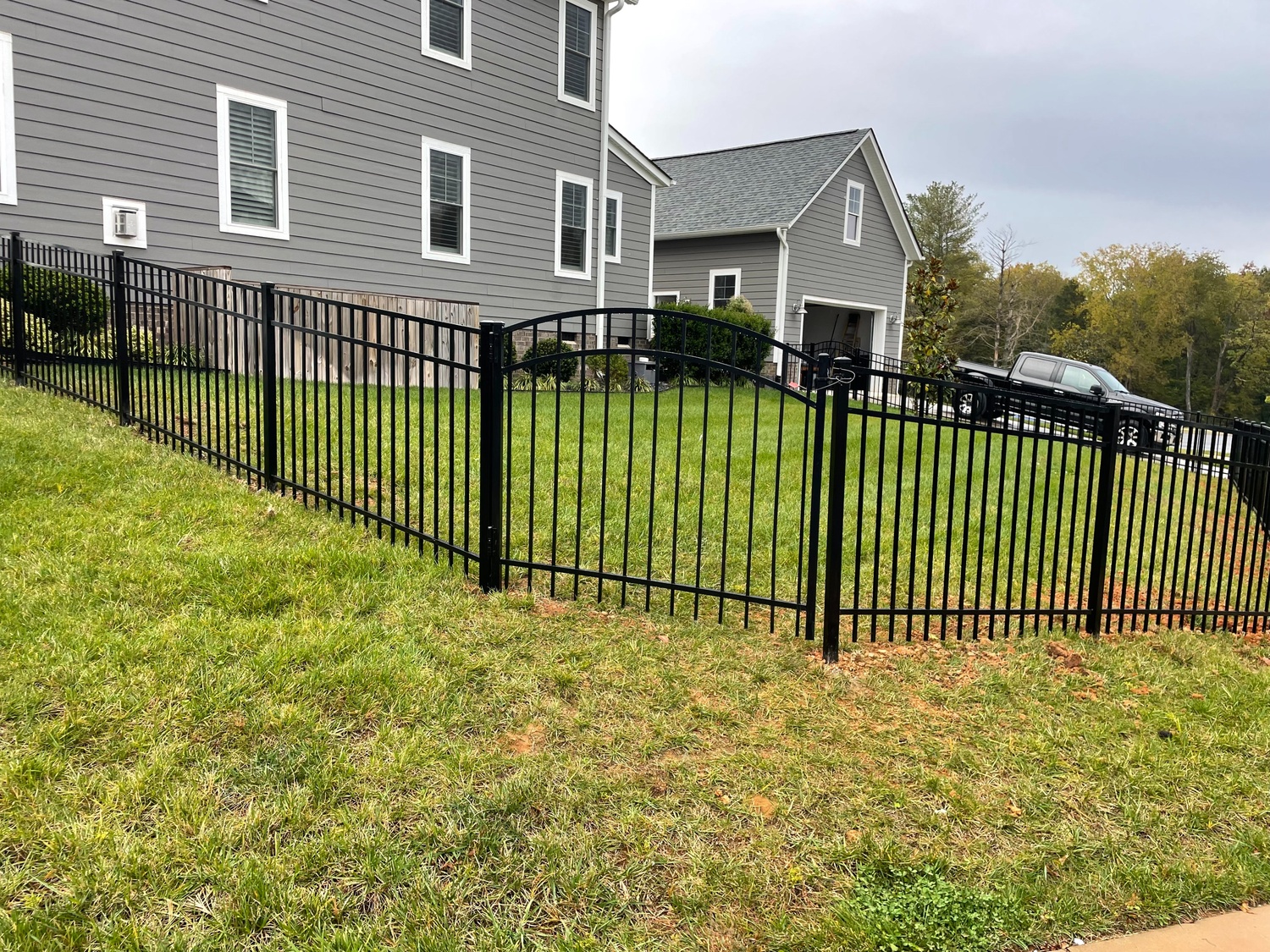 Top Rail Fence New Braunfels Image