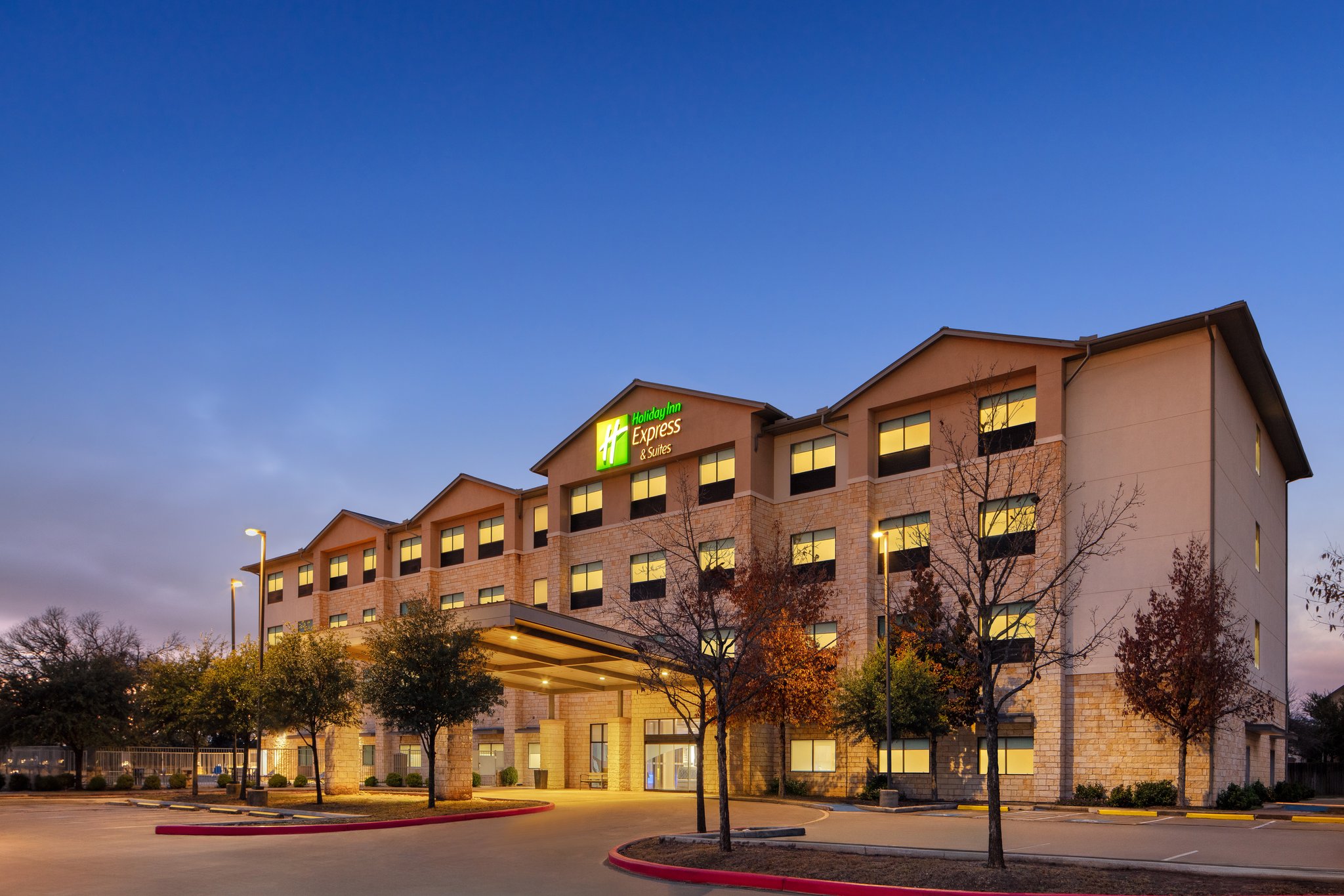 Holiday Inn Express & Suites Dripping Springs - Austin Area by IHG Image
