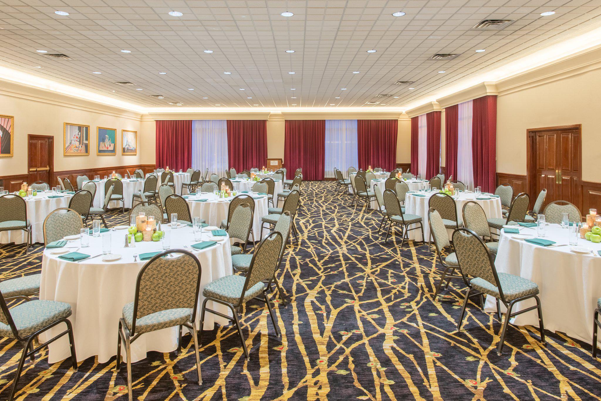 Crowne Plaza Lake Placid by IHG Image