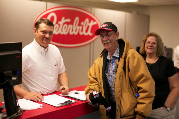 Images Peterbilt Of Evansville