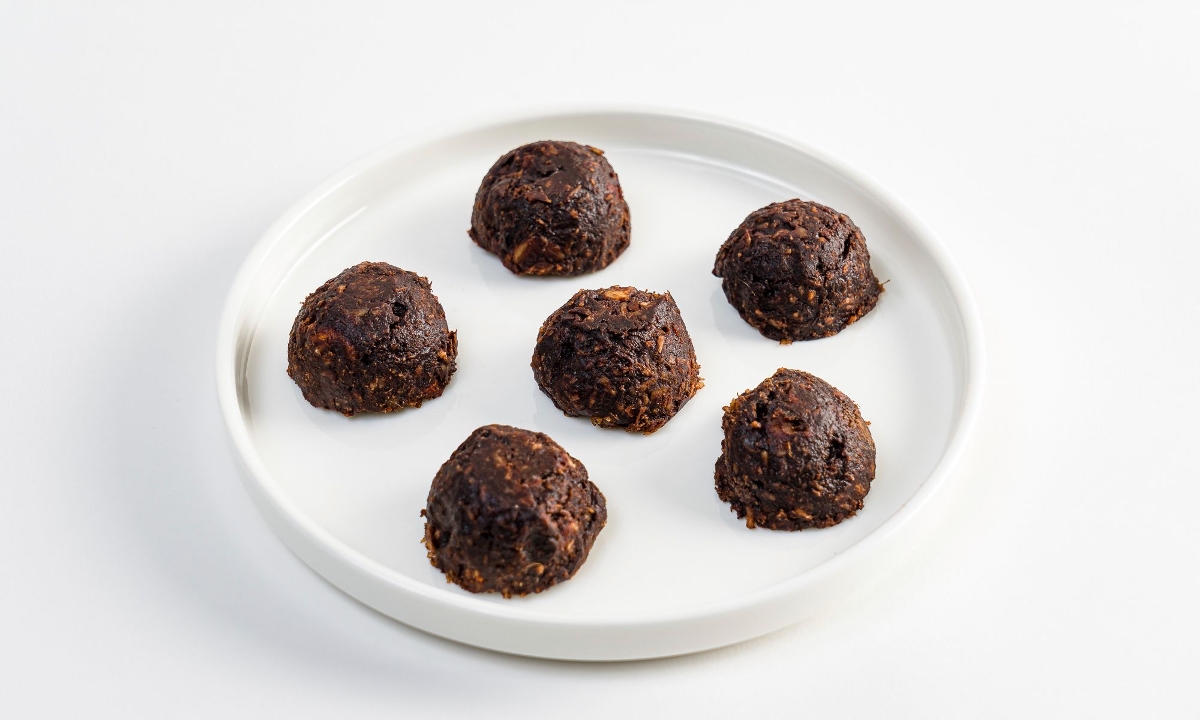Raw Chocolate Date Bites