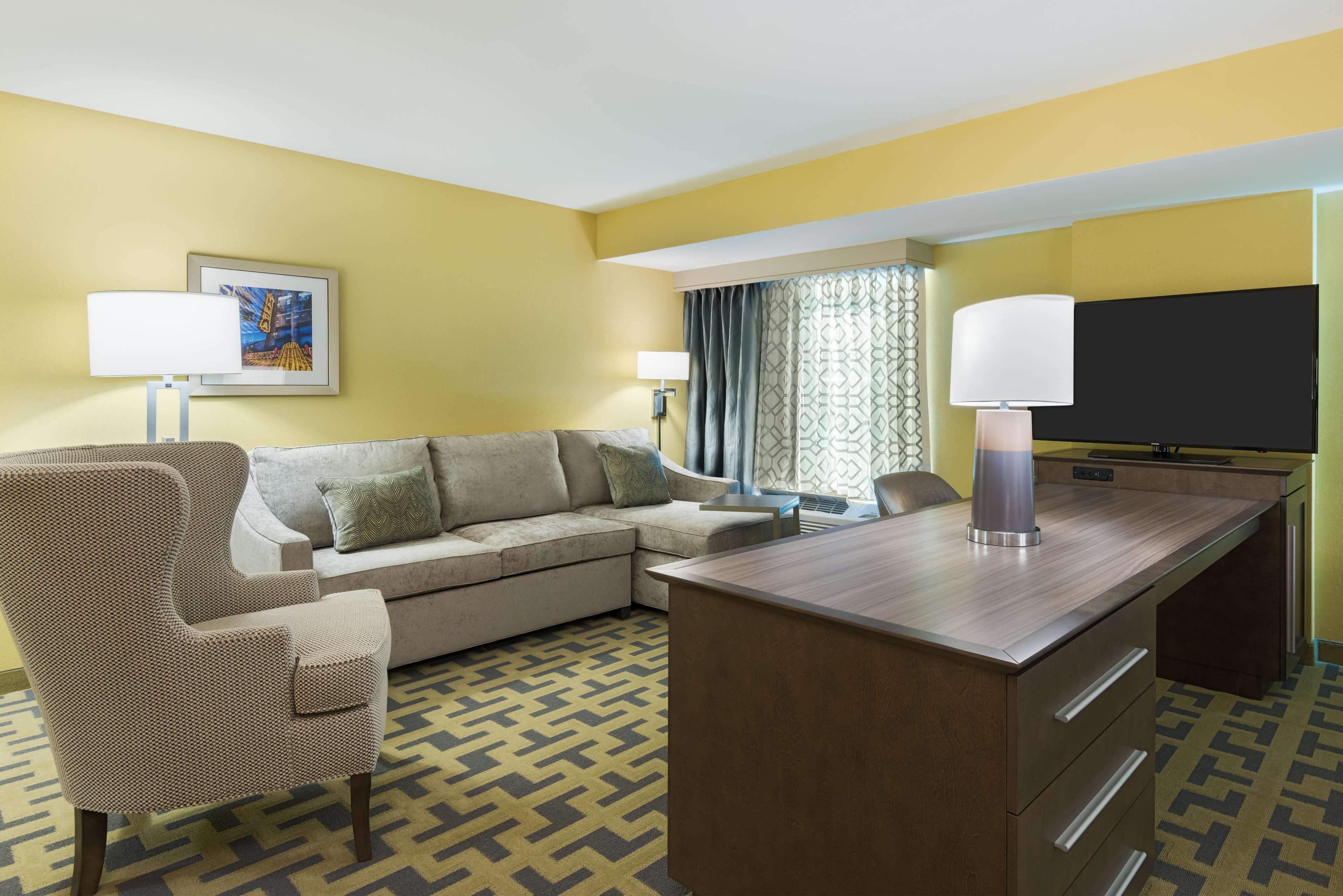 Hampton Inn & Suites Tampa Airport Avion Park Westshore Photo