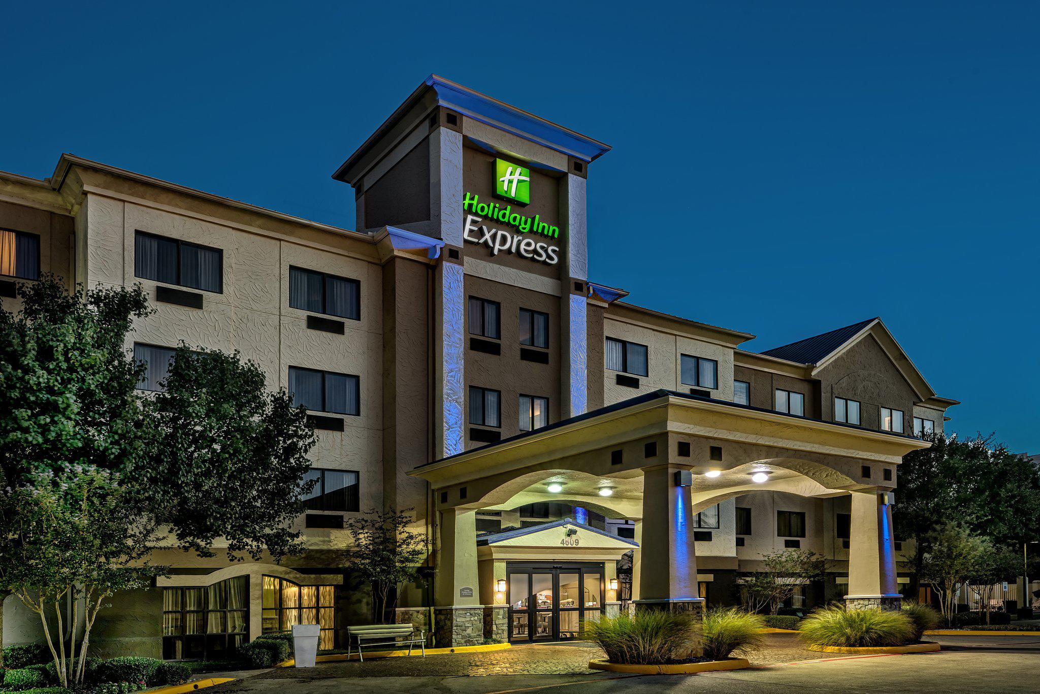 Holiday Inn Express & Suites Fort Worth Southwest (I-20) Photo