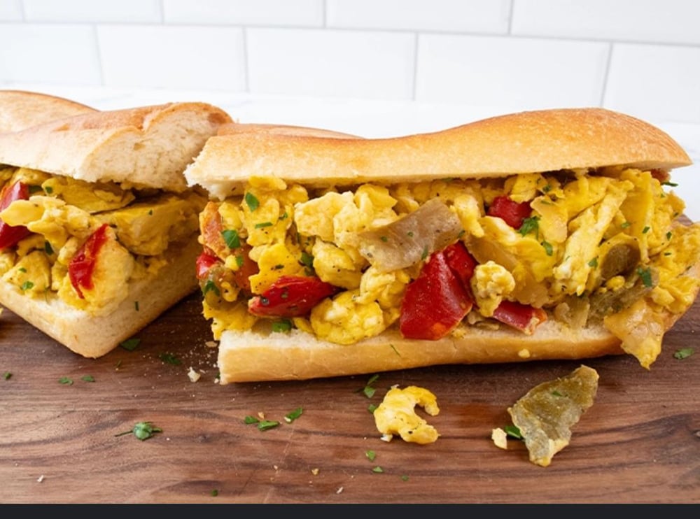 SAUSAGE, PEPPER AND EGG SUB