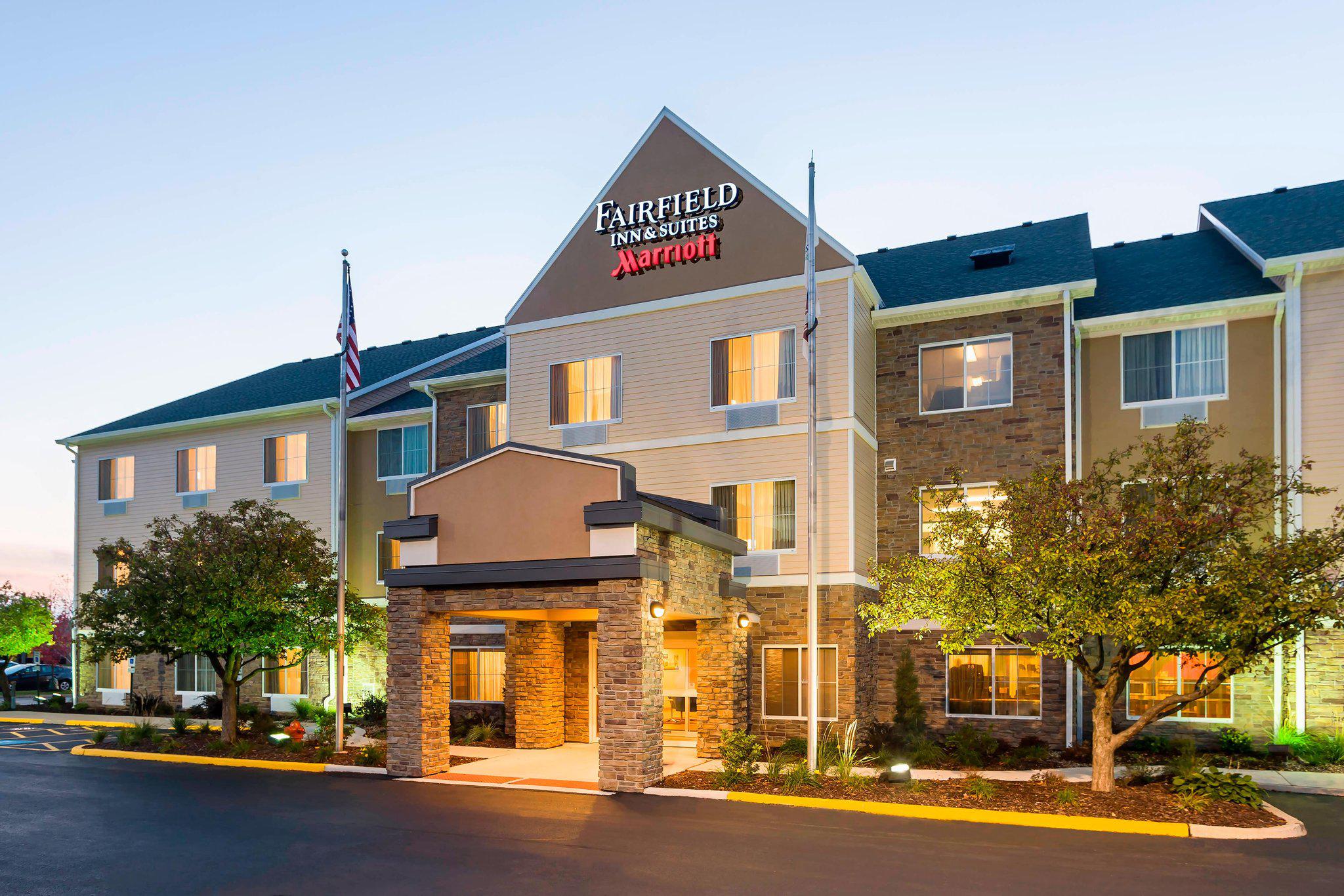 Fairfield Inn & Suites by Marriott Chicago Naperville/Aurora Photo