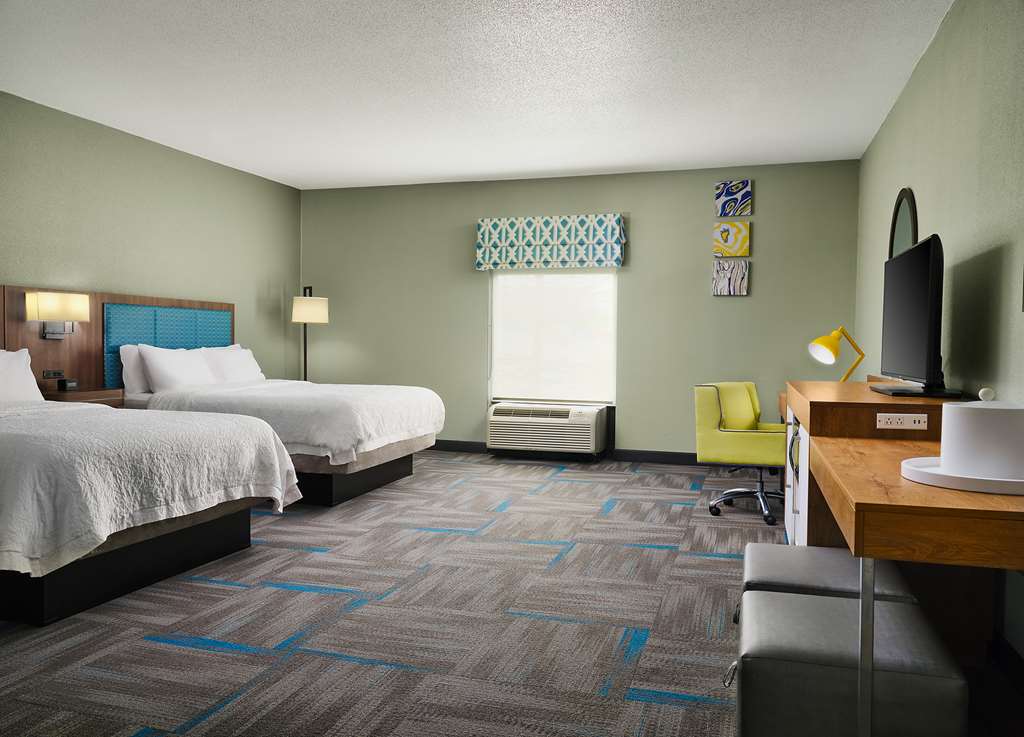 Hampton Inn Covington Image