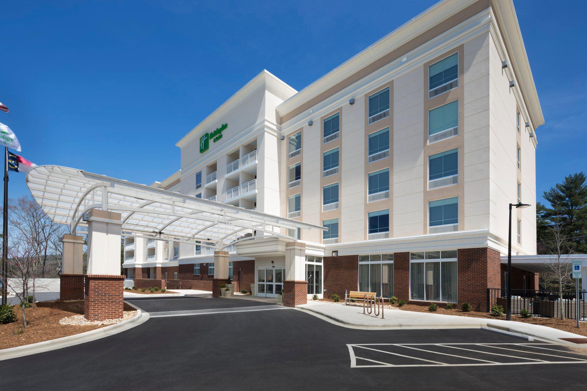 Holiday Inn & Suites Asheville-Biltmore Village Area Photo