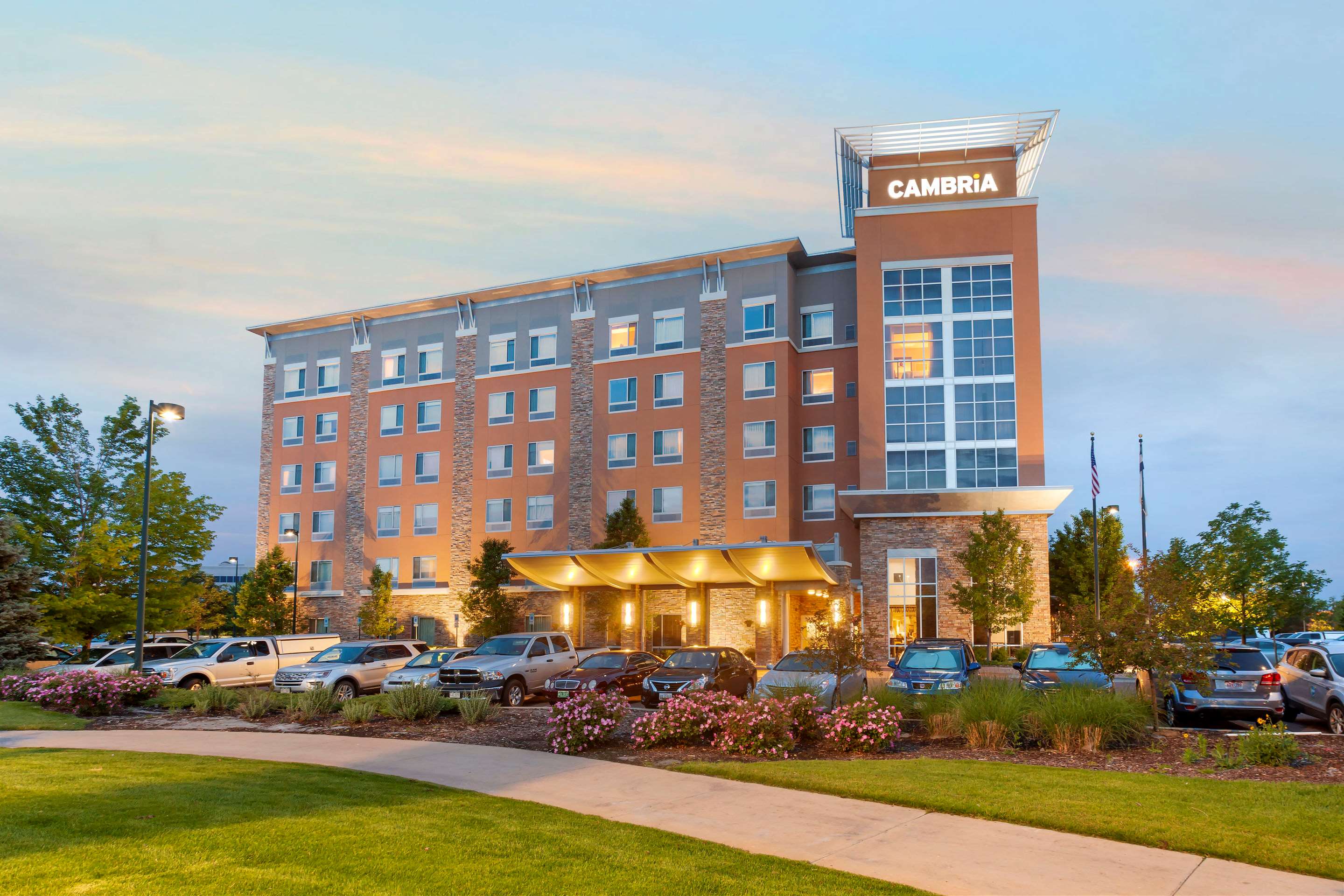 Cambria Hotel Denver International Airport Photo