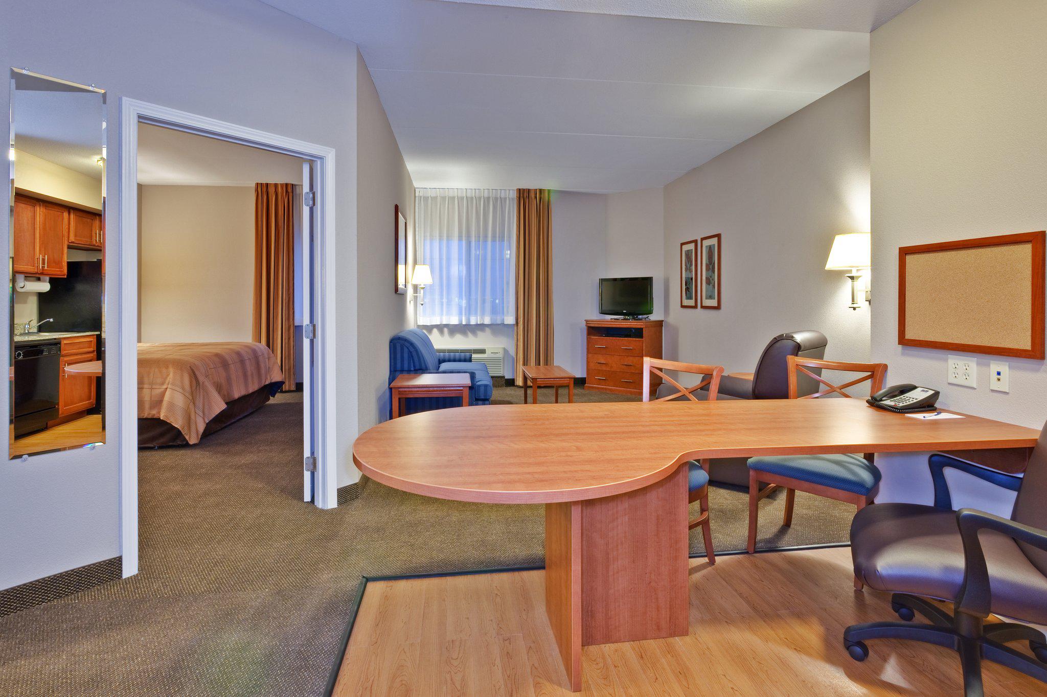 Candlewood Suites Murfreesboro Photo