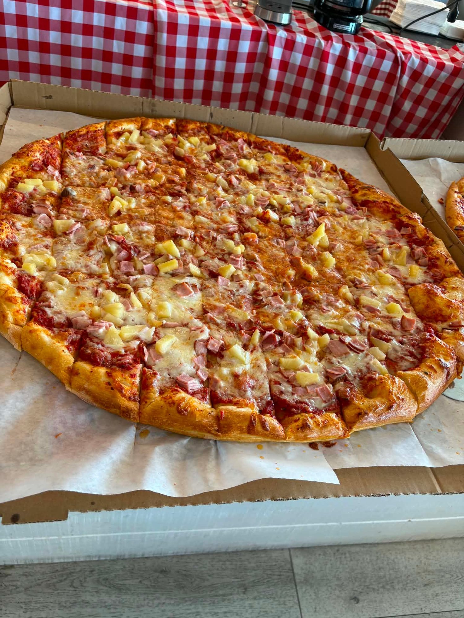 Hawaiian Pizza