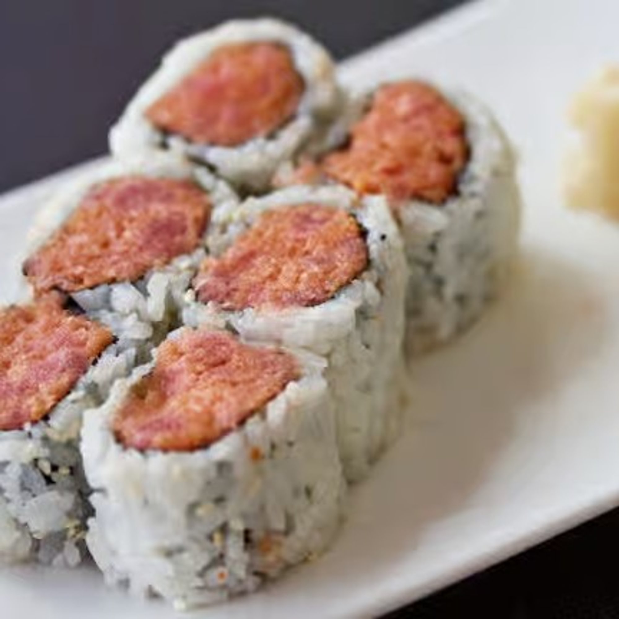Spicy Tuna Maki Roll