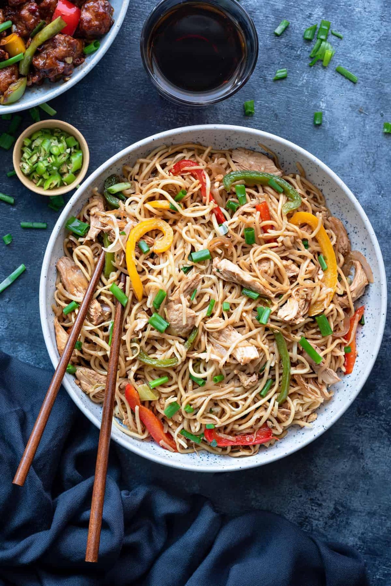 Hakka Chicken Noodles-24oz