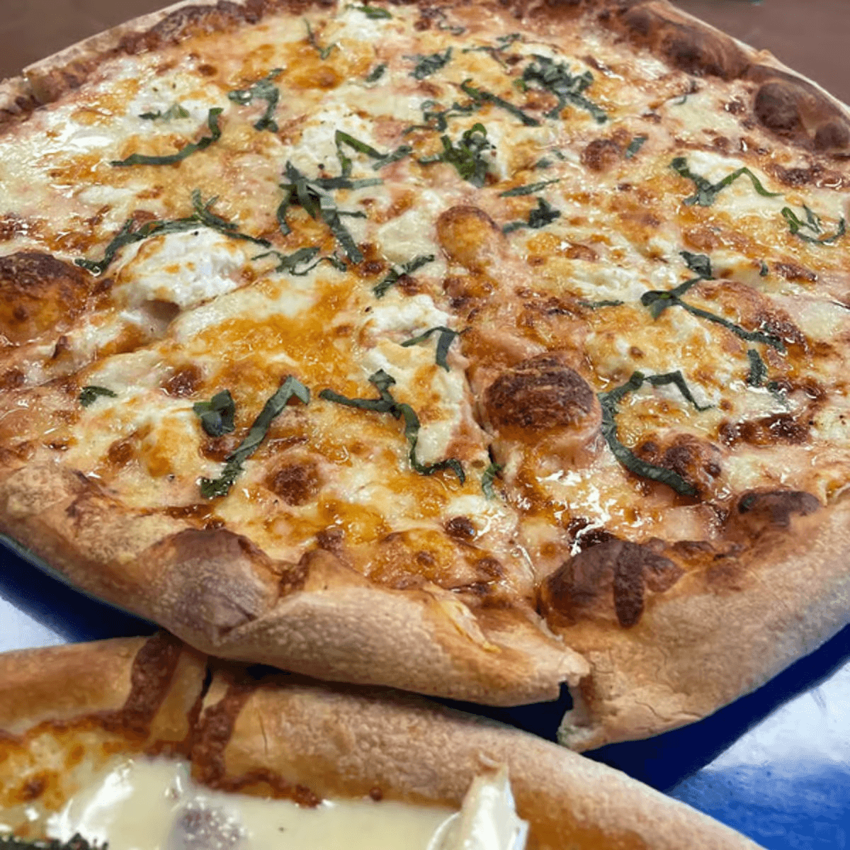 Quattro Formaggio Pizza