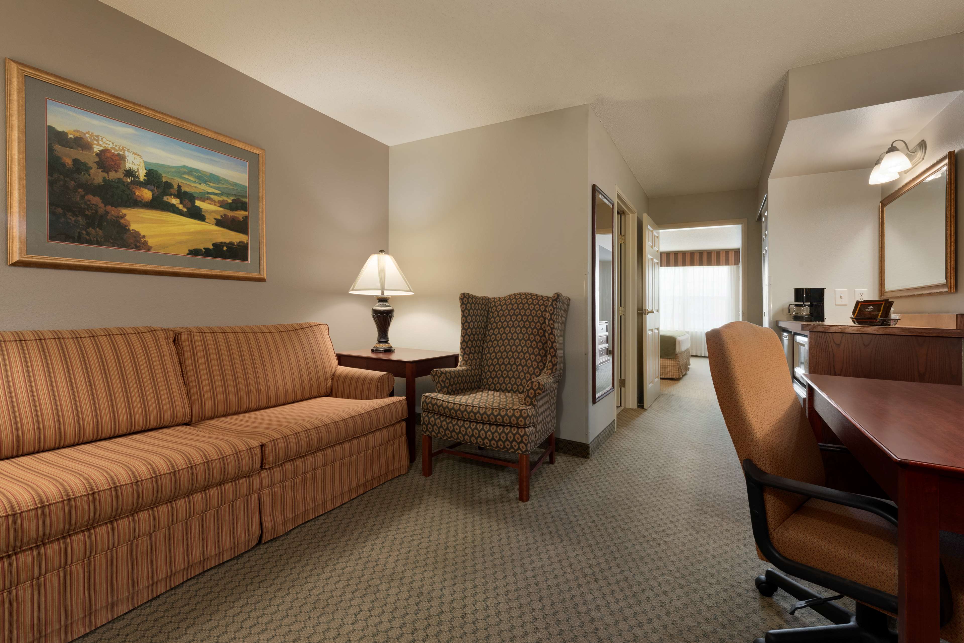 Country Inn & Suites by Radisson, St. Cloud East, MN Photo