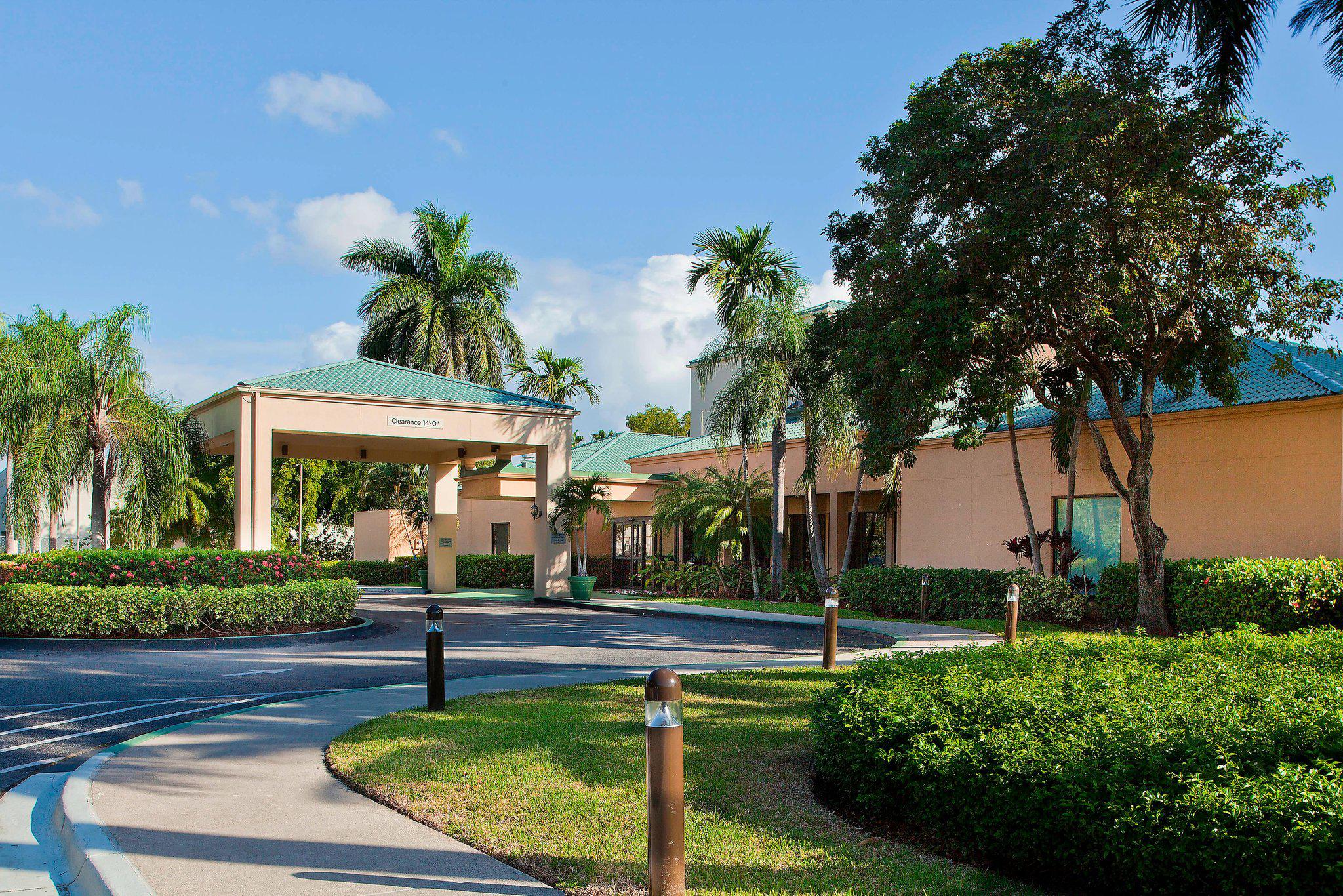 Courtyard by Marriott Miami Airport West/Doral Photo