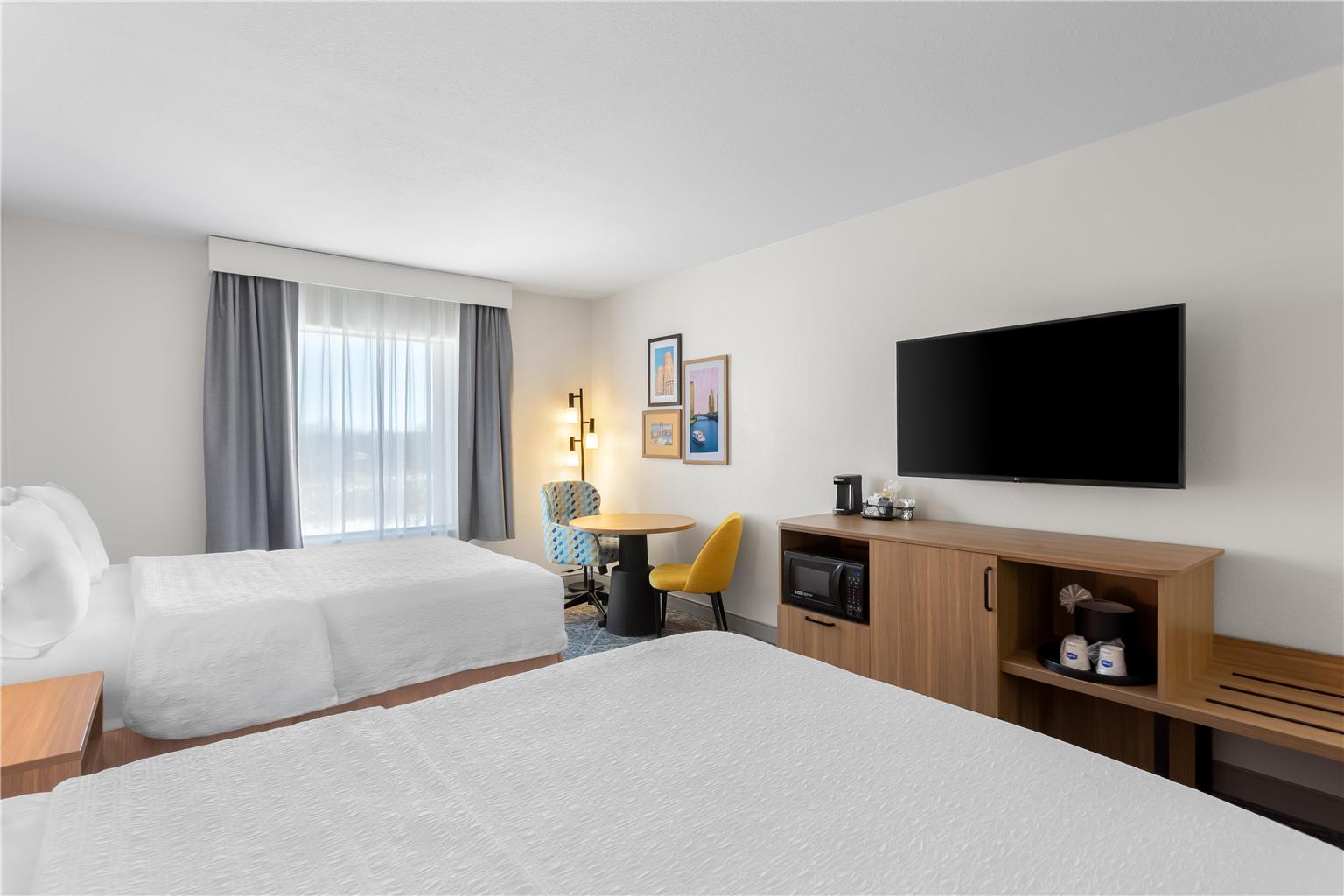 Hampton Inn & Suites Chicago Deer Park Image