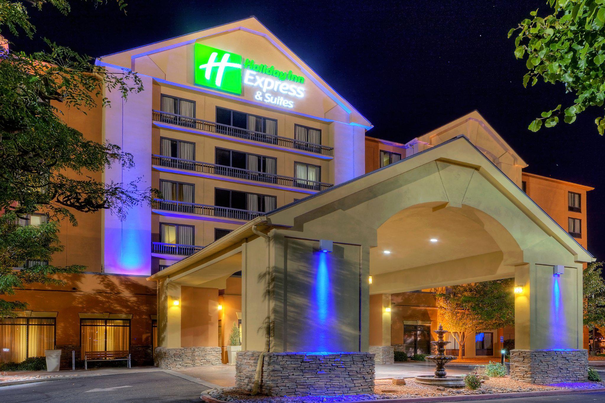 Holiday Inn Express & Suites Albuquerque Midtown Photo