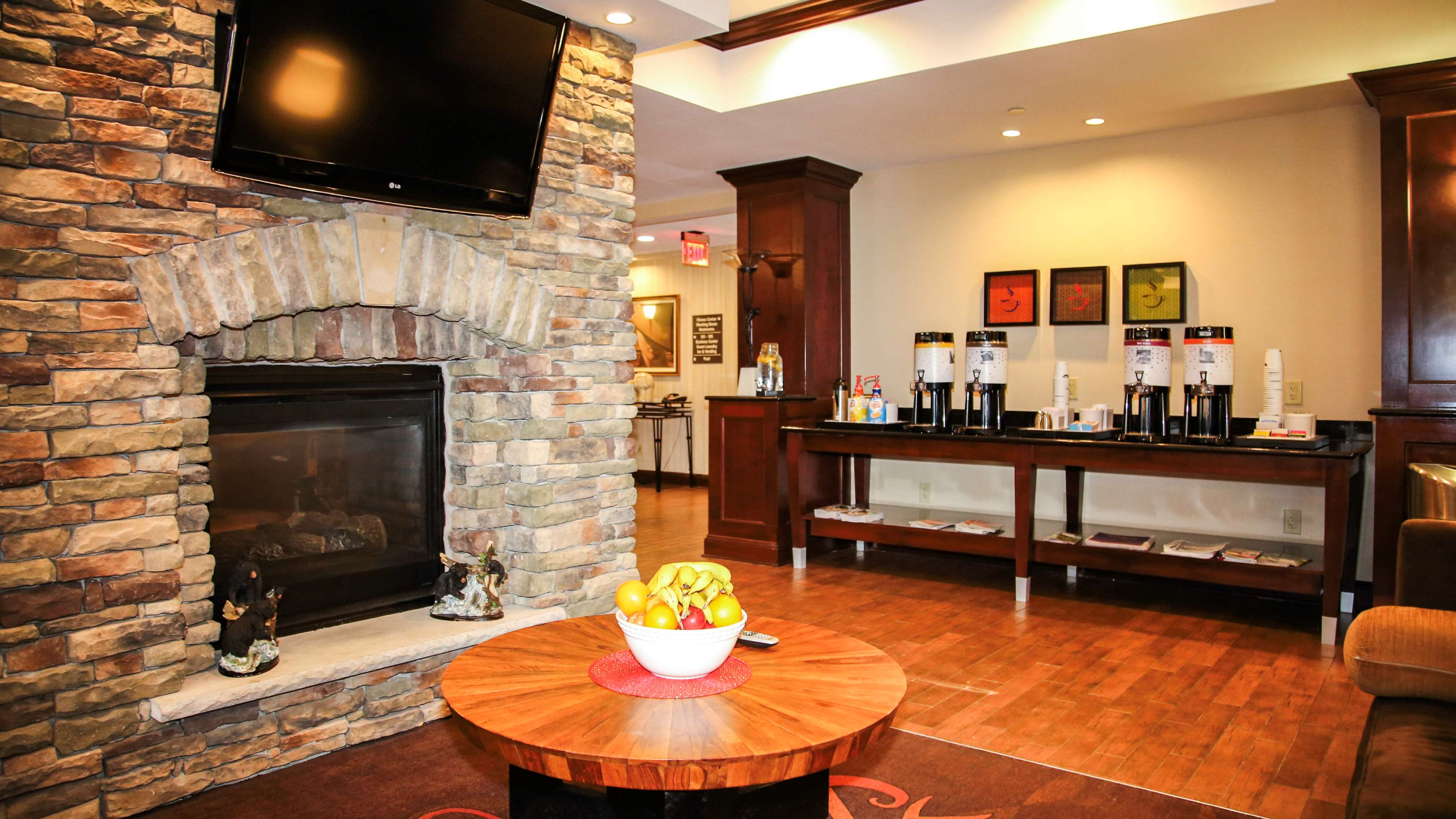 Hampton Inn Matamoras/Milford, 122 Westfall Town Drive, Matamoras, PA