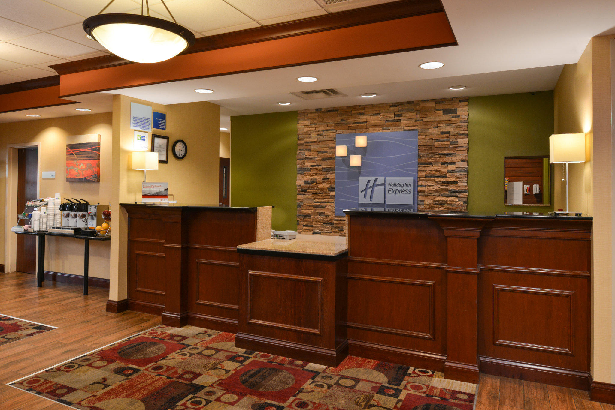 Holiday Inn Express & Suites Dayton-Centerville Photo