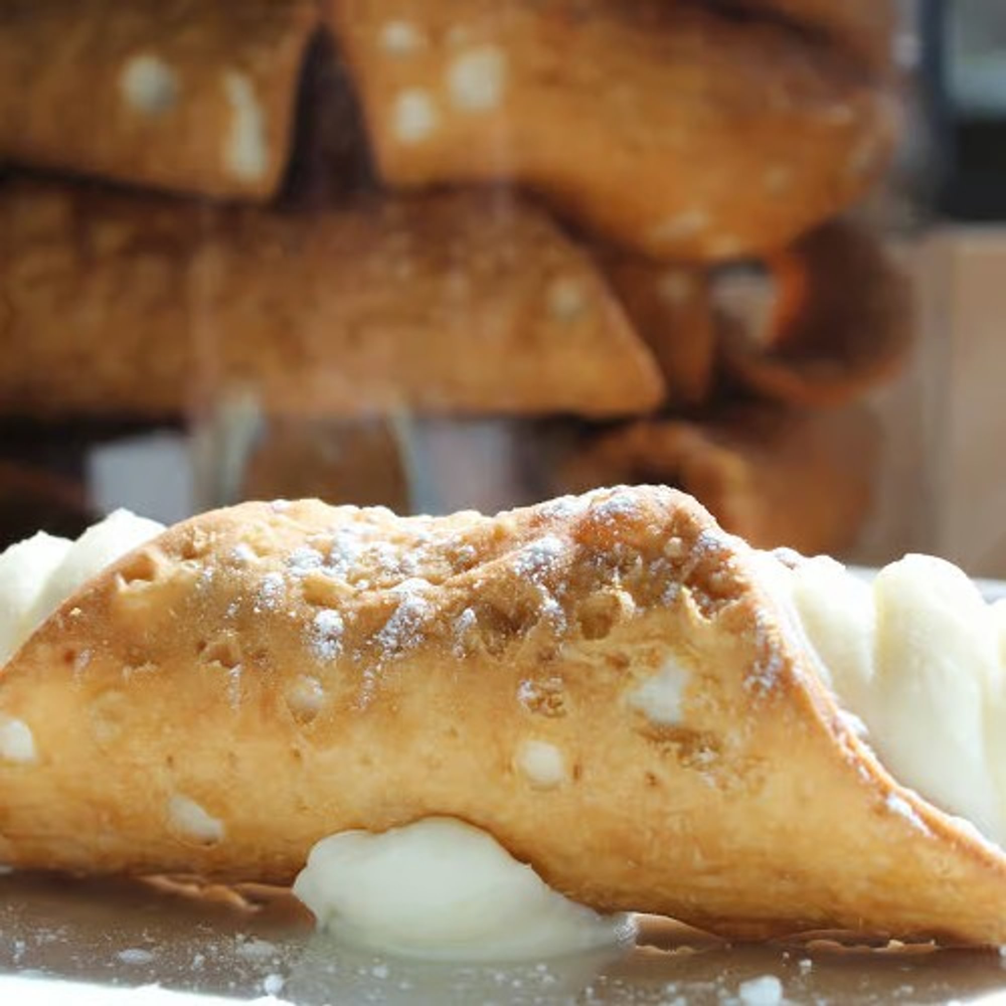 Cannoli (Each)