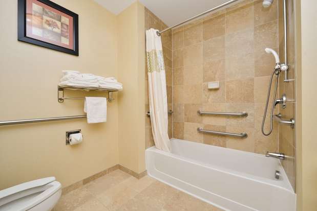 Images Hampton Inn Clarion