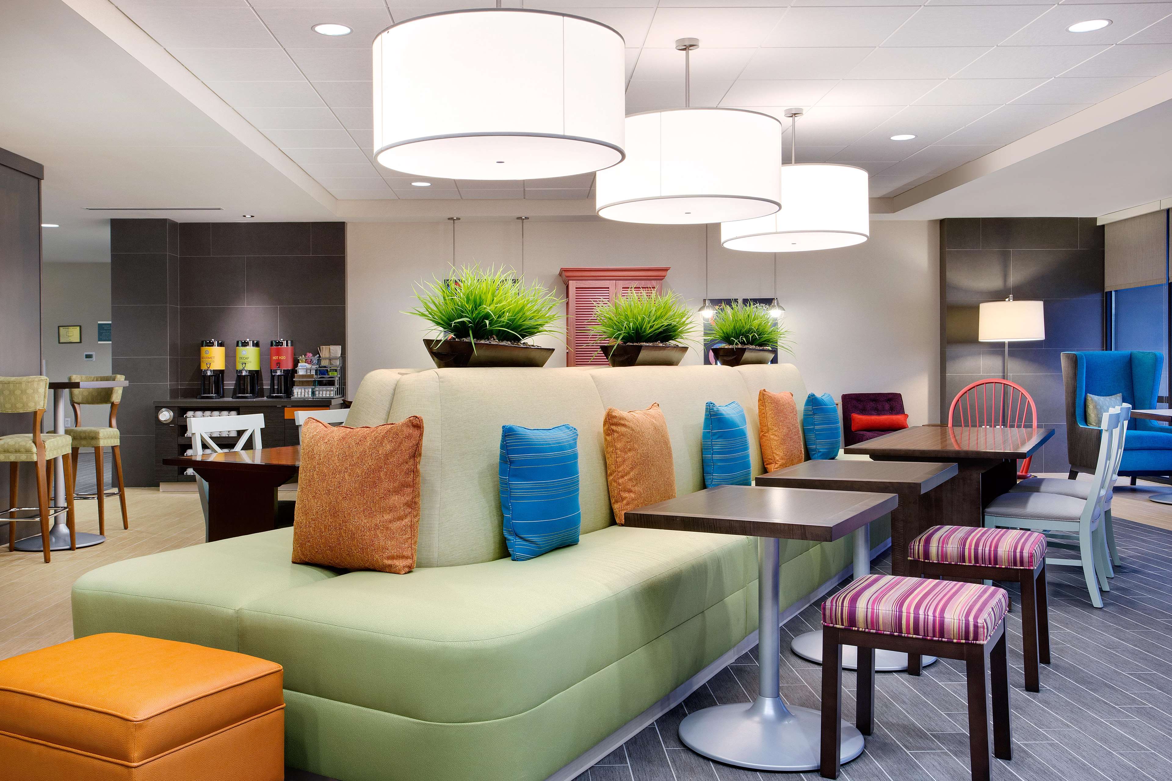 Home2 Suites by Hilton Chicago Schaumburg Photo