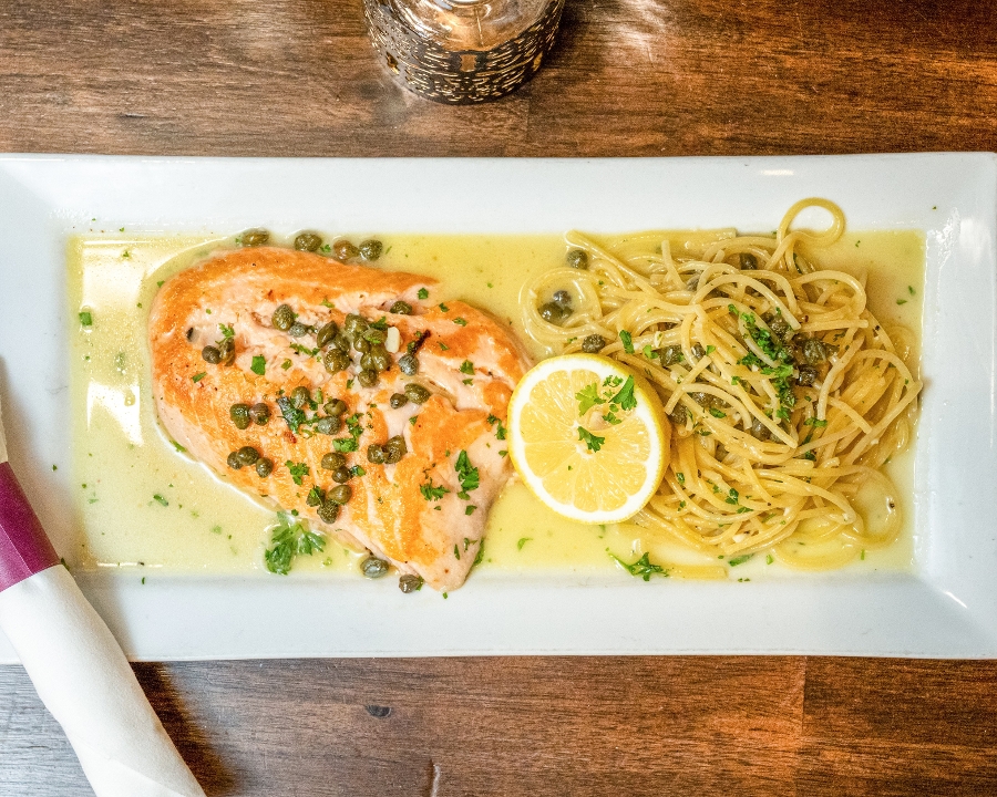 SALMON PICCATA