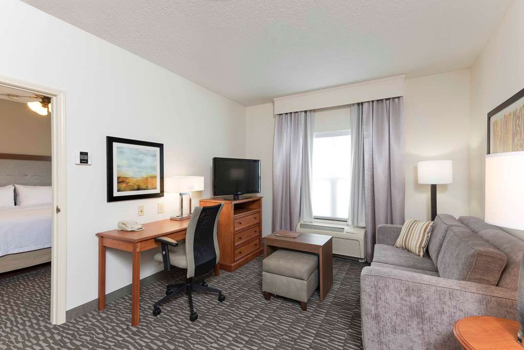 Homewood Suites by Hilton Indianapolis-Airport/Plainfield Image