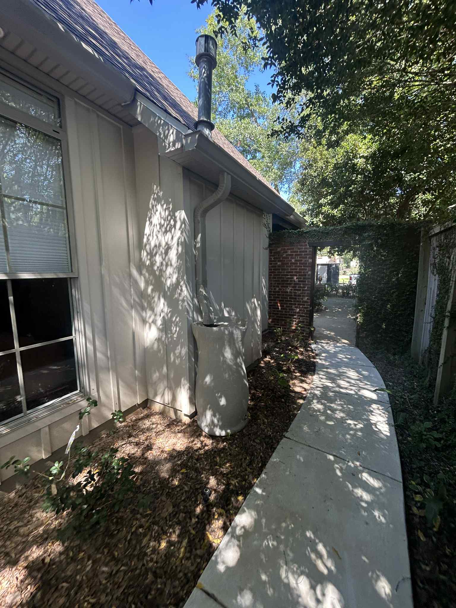 Southern Gutters LLC Image