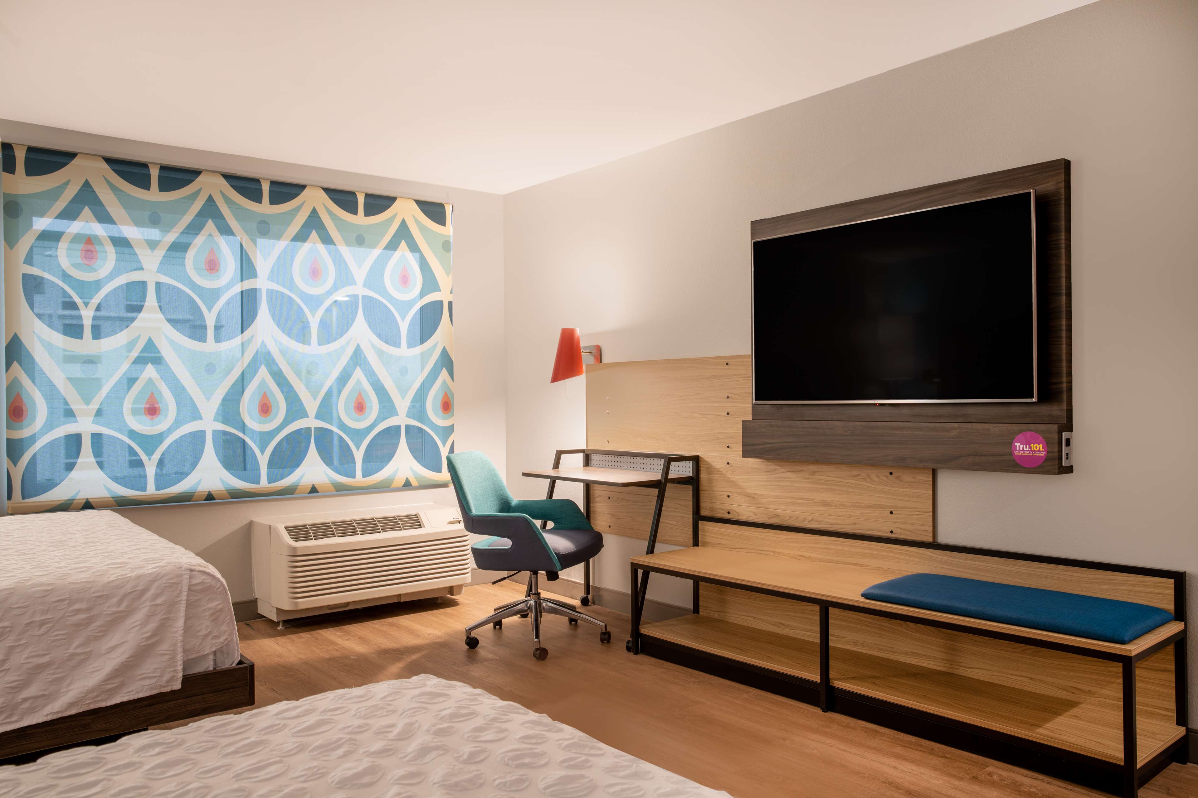 Tru by Hilton Rock Hill, 800 Galleria Blvd., Rock Hill, SC, Hotels