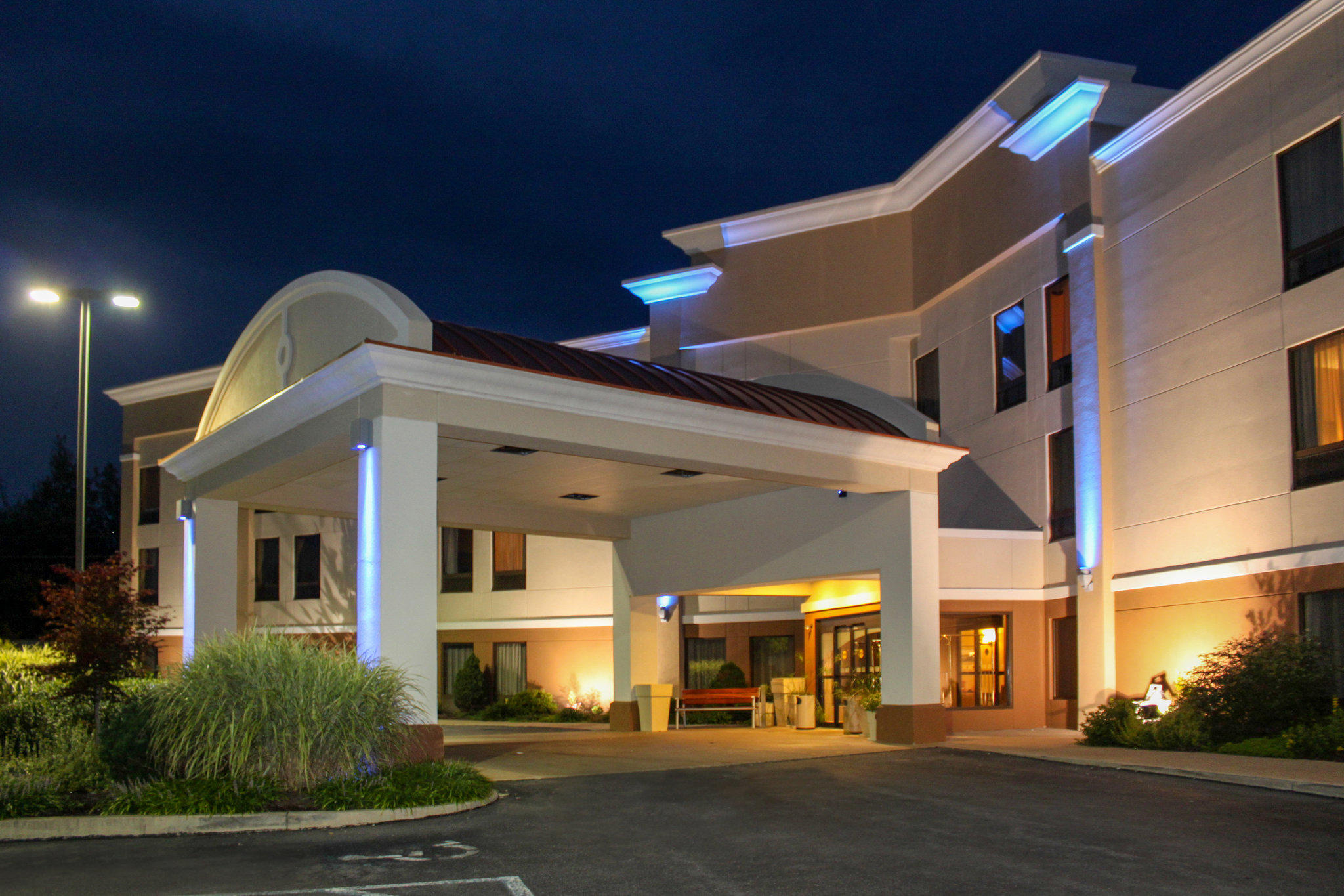 Holiday Inn Express Lewisburg/New Columbia Photo