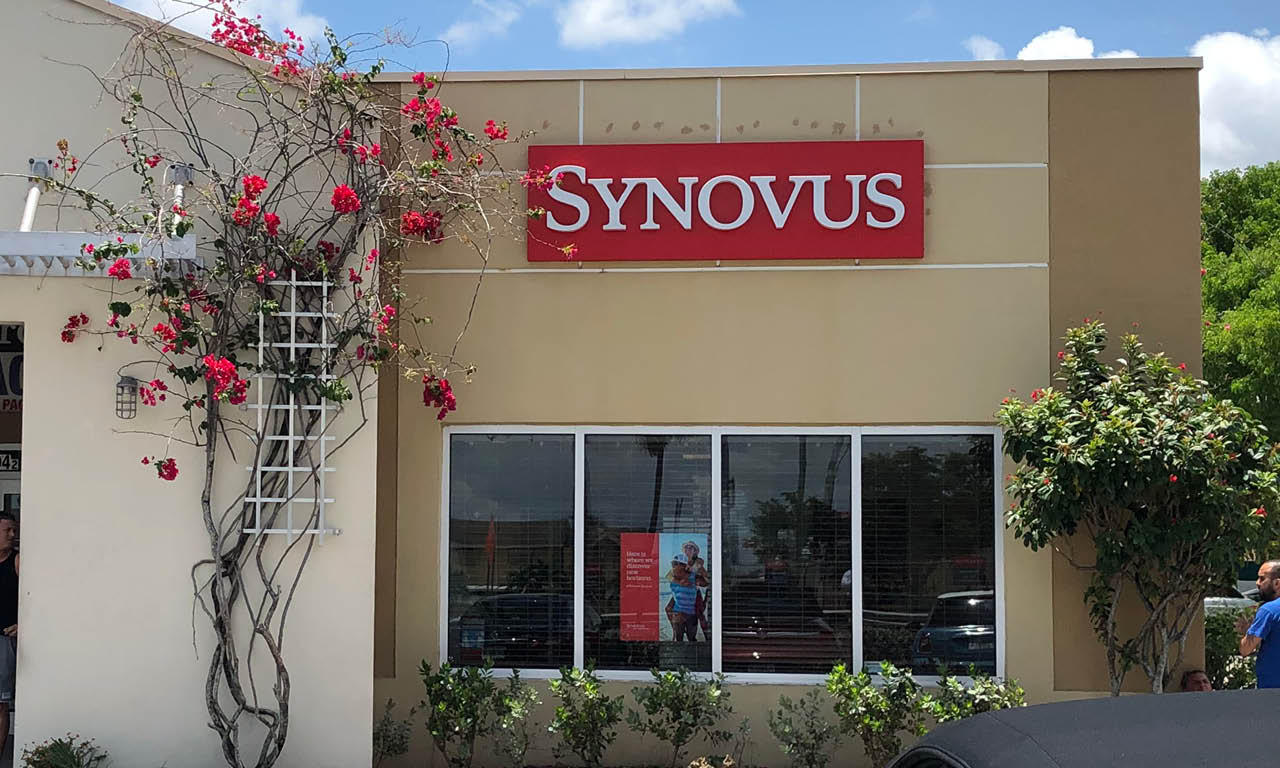 Synovus Bank Photo