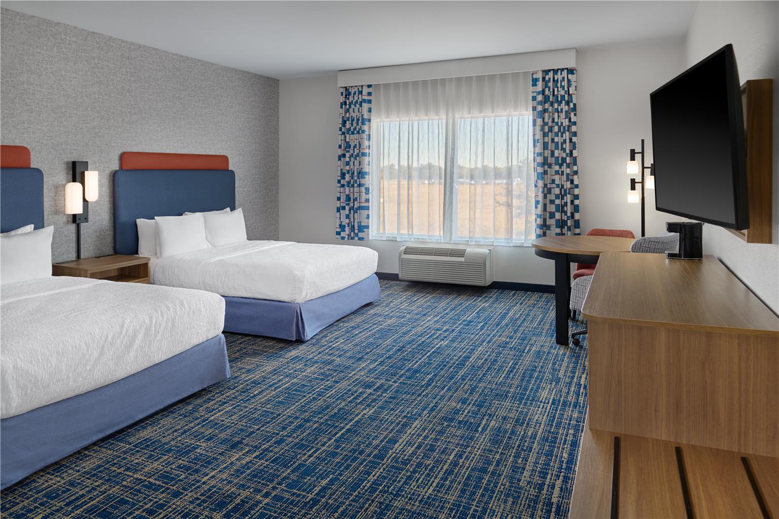 Hampton Inn Vernon Image