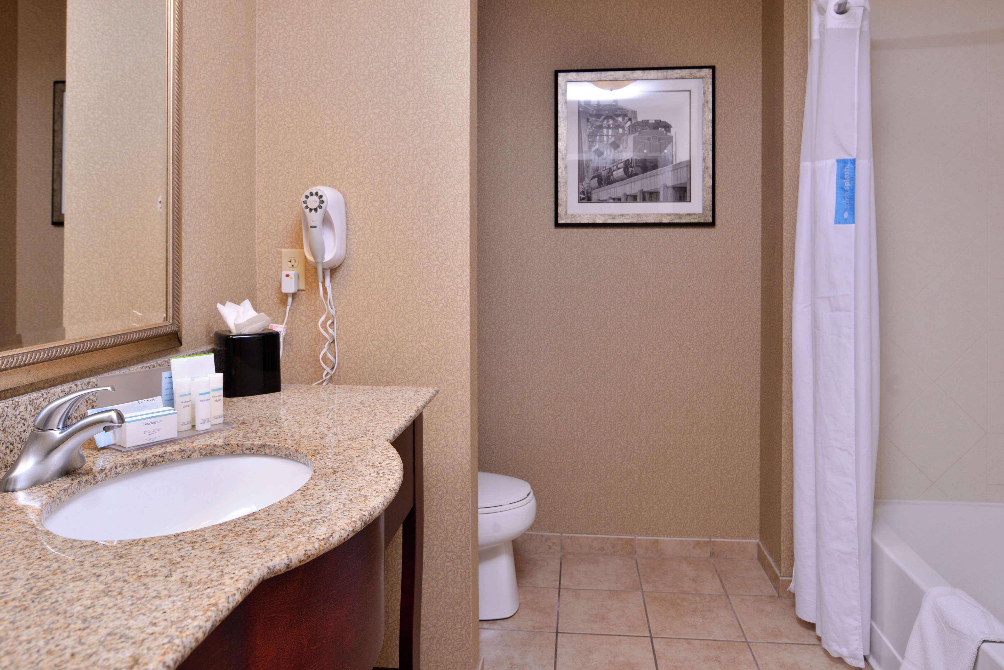 Hampton Inn Jackson Photo