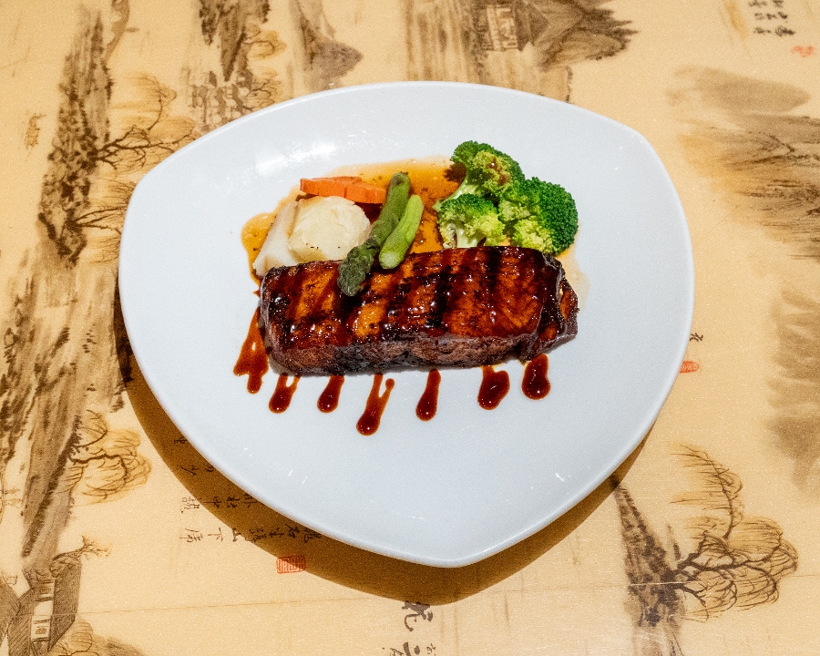 Grilled Salmon Bento