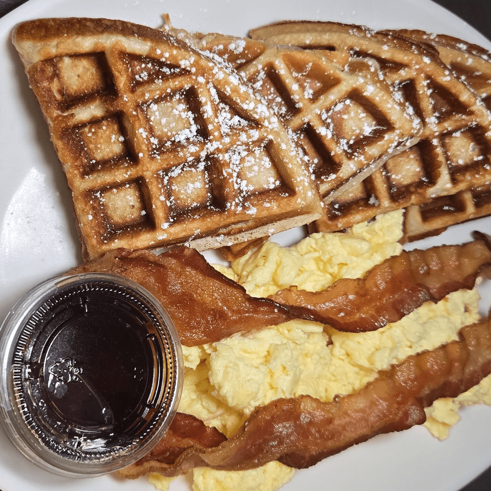 WAFFLES & EGGS PLATE