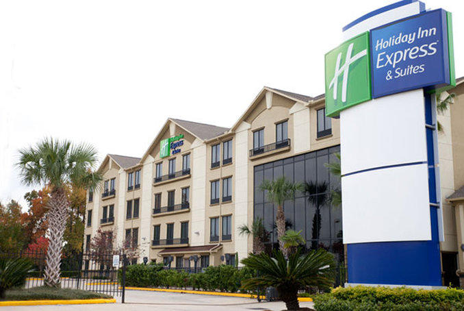 Holiday Inn Express & Suites Houston North InterContinental Photo