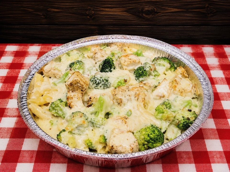 Grilled Chicken Broccoli (Alfredo) (Ziti)