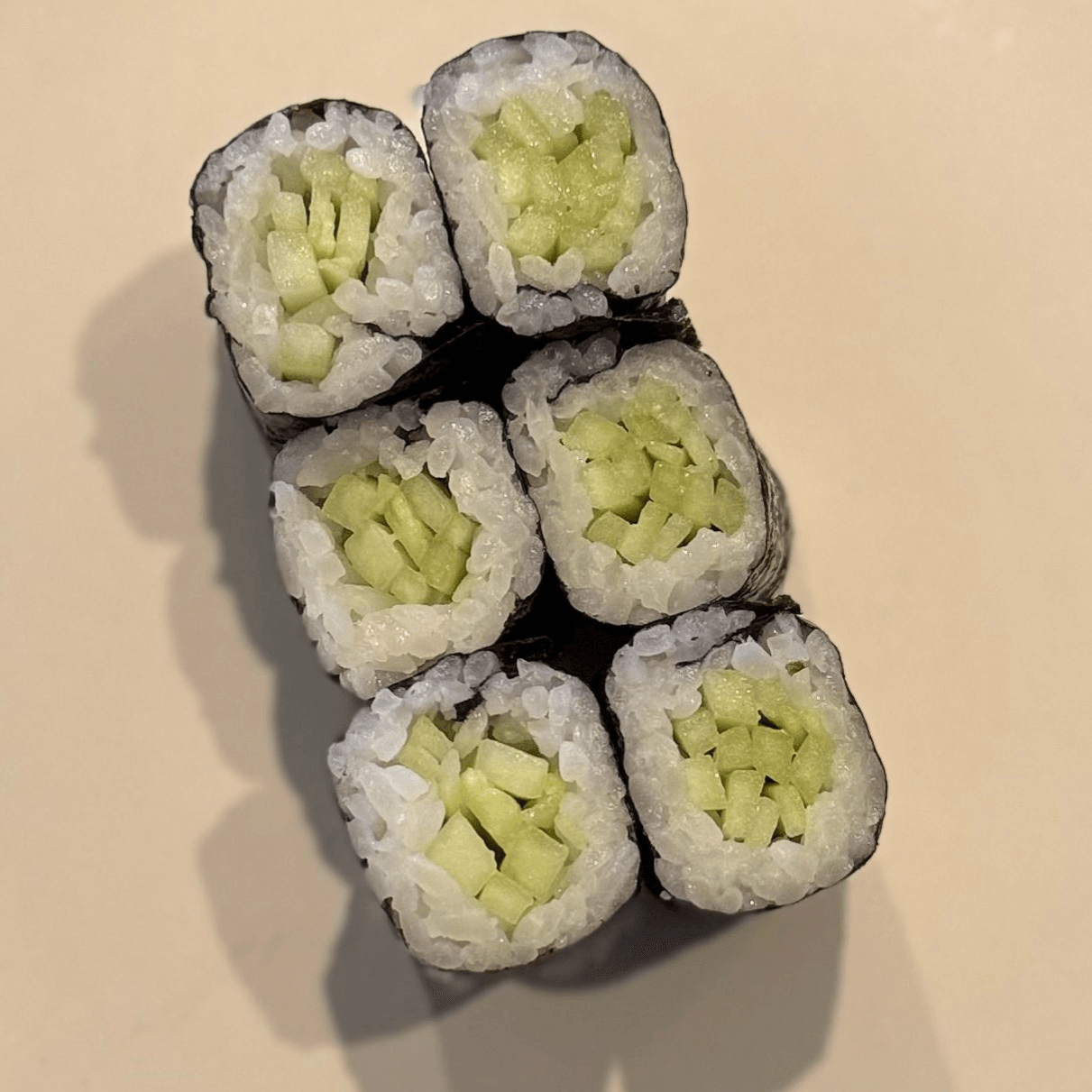 Kappa roll (cucumber roll)