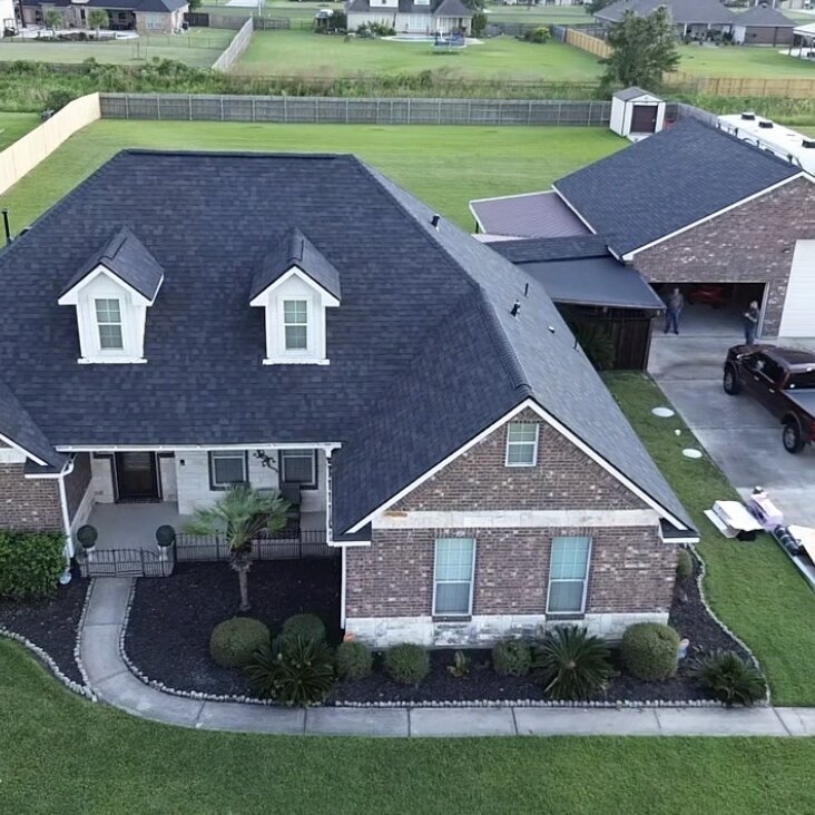 Baytown Roofing Image