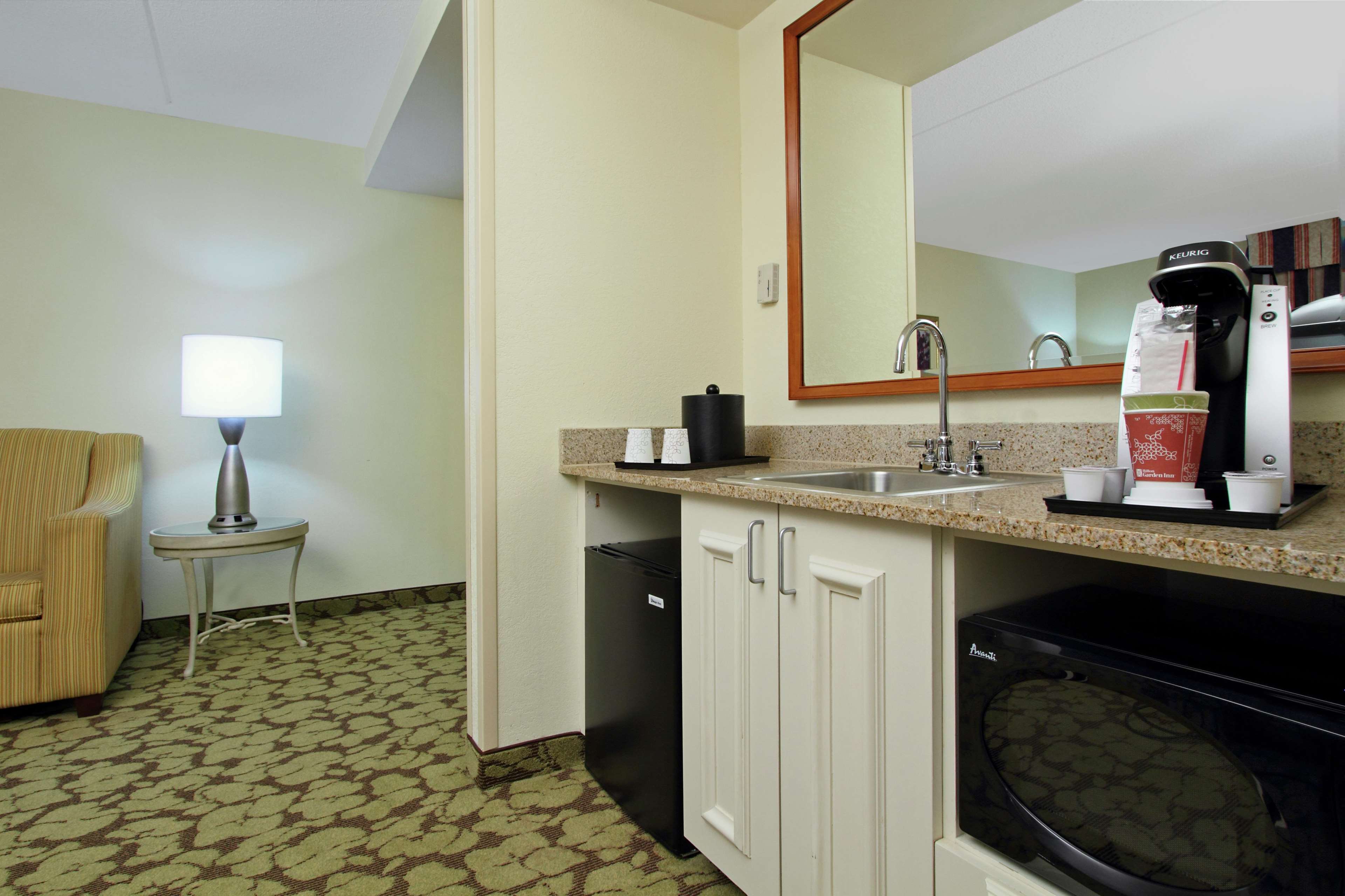 Hilton Garden Inn Chesapeake/Greenbrier Photo