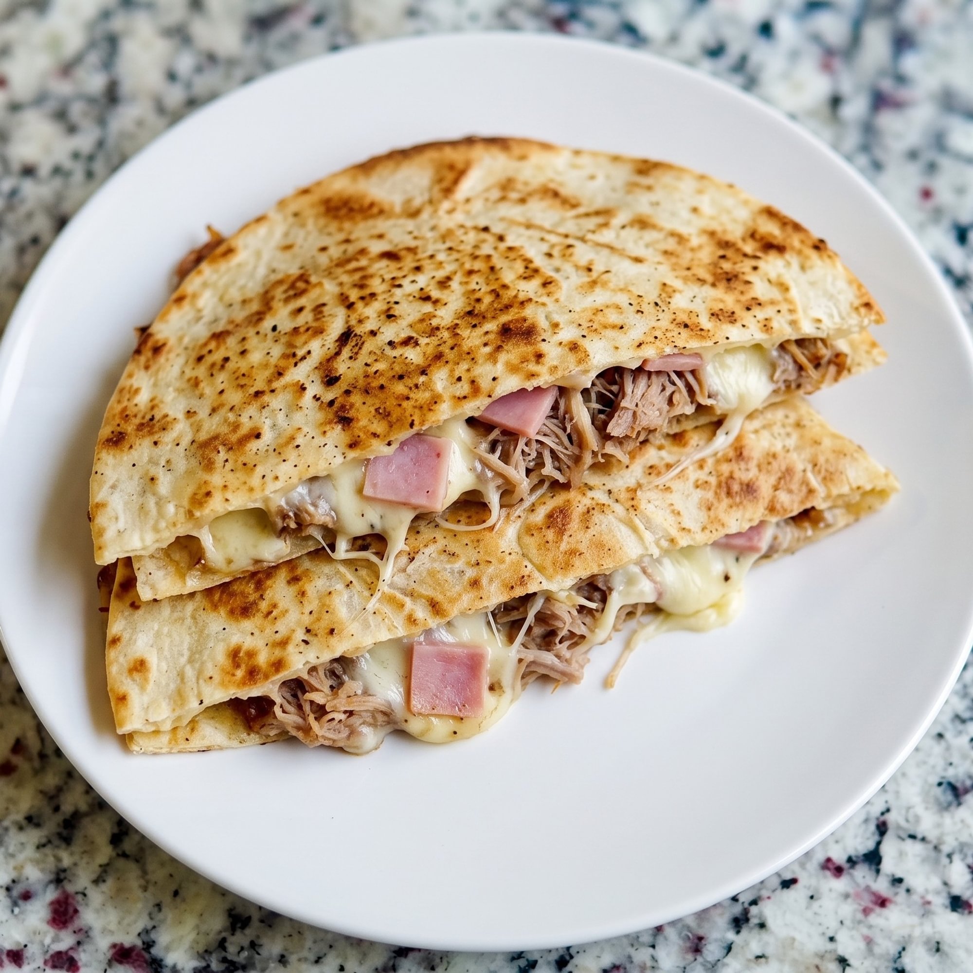 Tripleta Quesadilla
