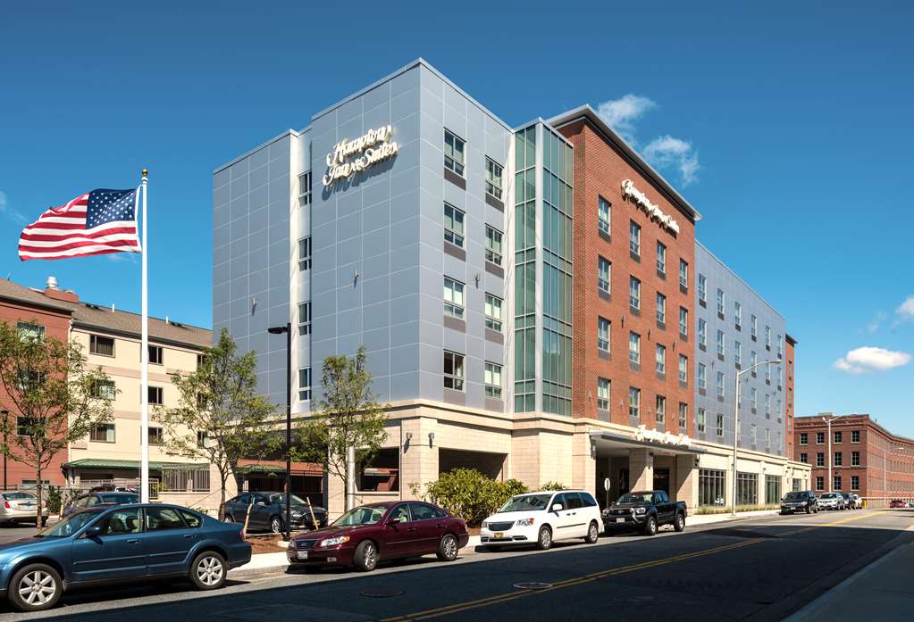 Hampton Inn & Suites Worcester, 65 Prescott St, Worcester, MA, Hotels