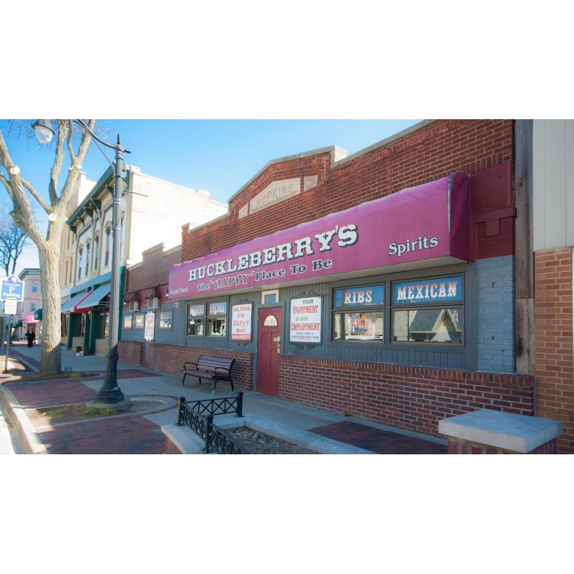 Huckleberry's Restaurant and Bar Logo