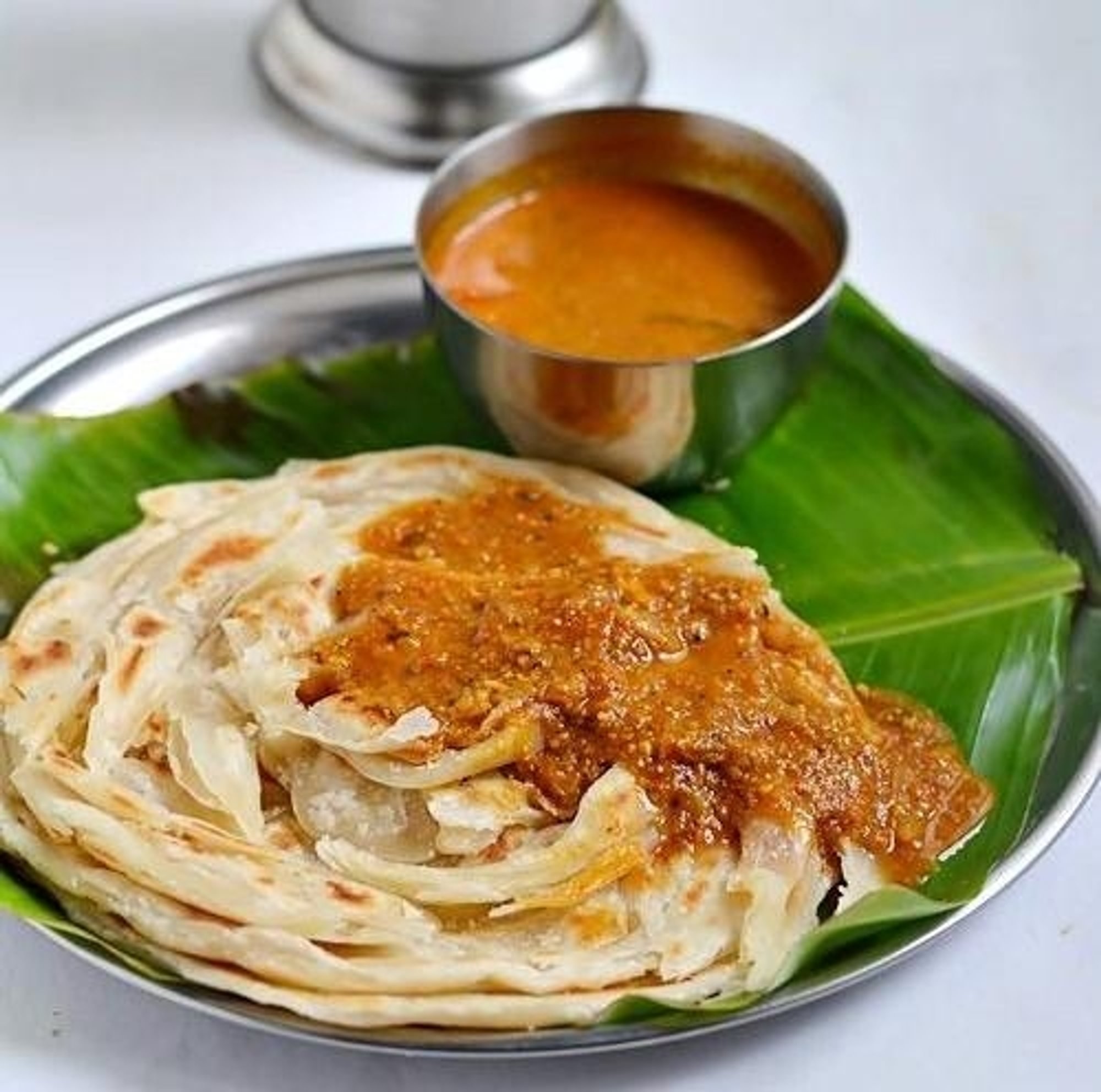 Parotta (2 pieces) & Veg Salna