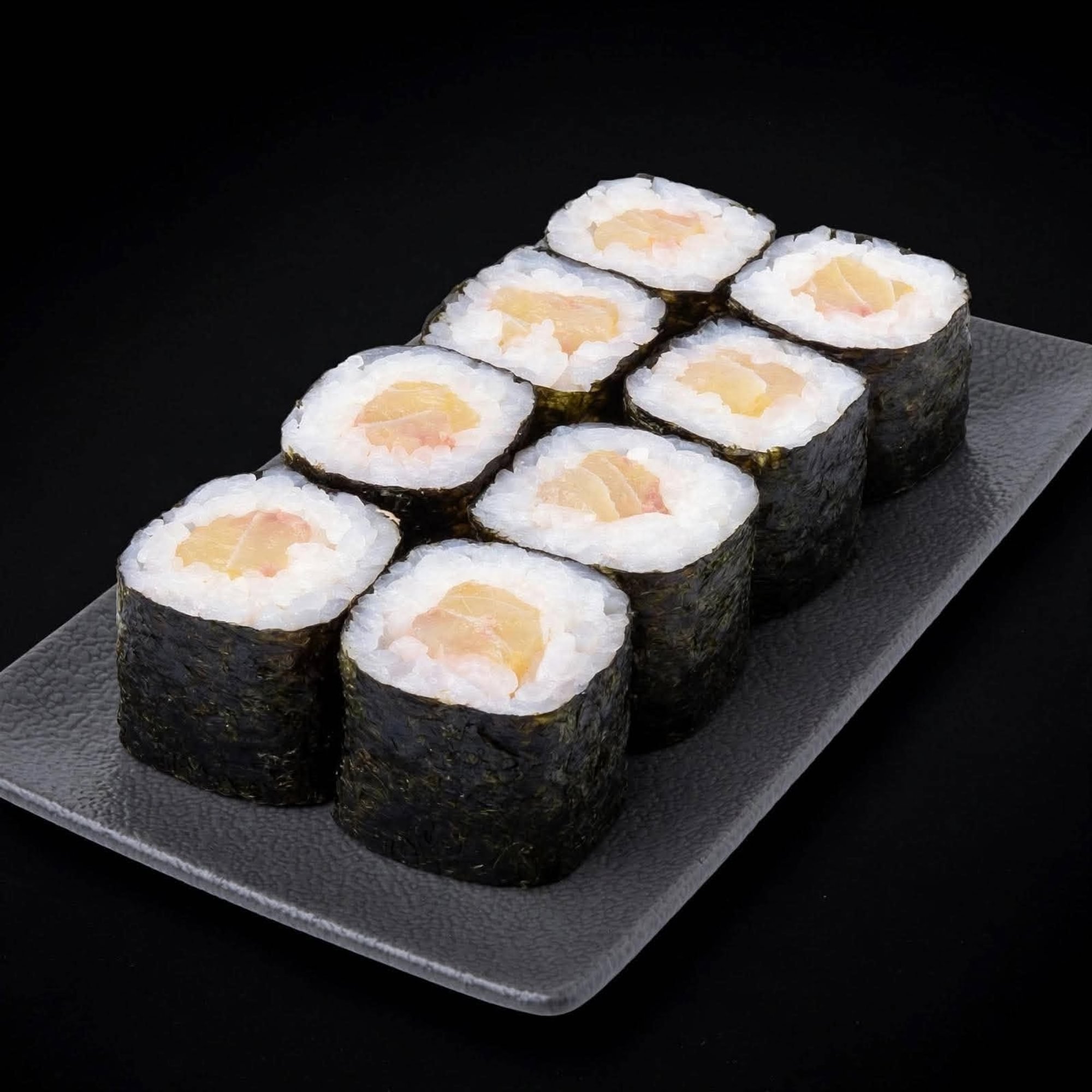 YELLOWTAIL ROLL